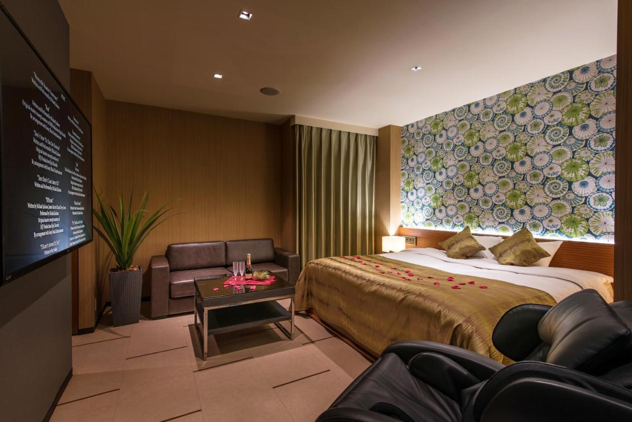 סאיטאמה Hotel Lotus Iwatsuki (Adults Only) מראה חיצוני תמונה